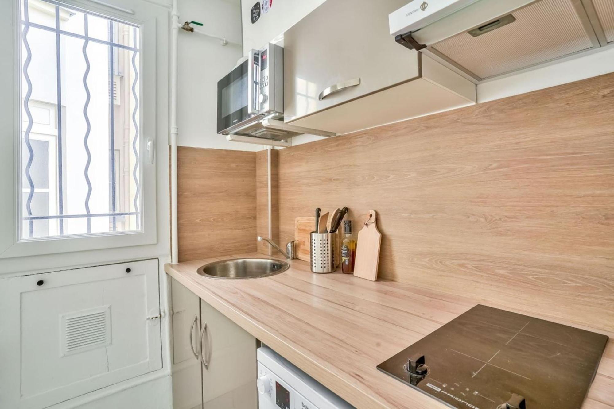 Cosy And Bright Apartment Located In Paris 18 Ngoại thất bức ảnh