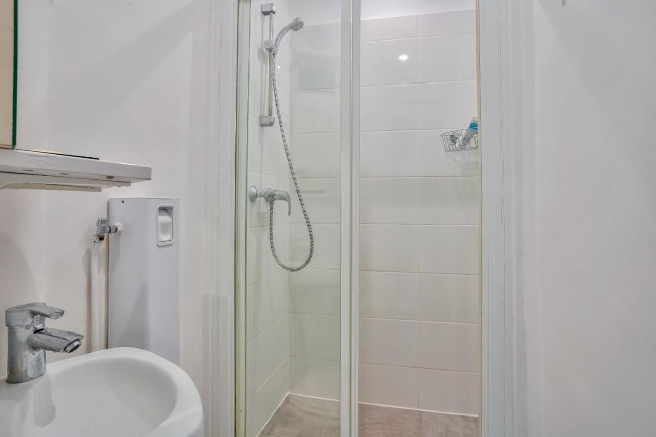 Cosy And Bright Apartment Located In Paris 18 Ngoại thất bức ảnh